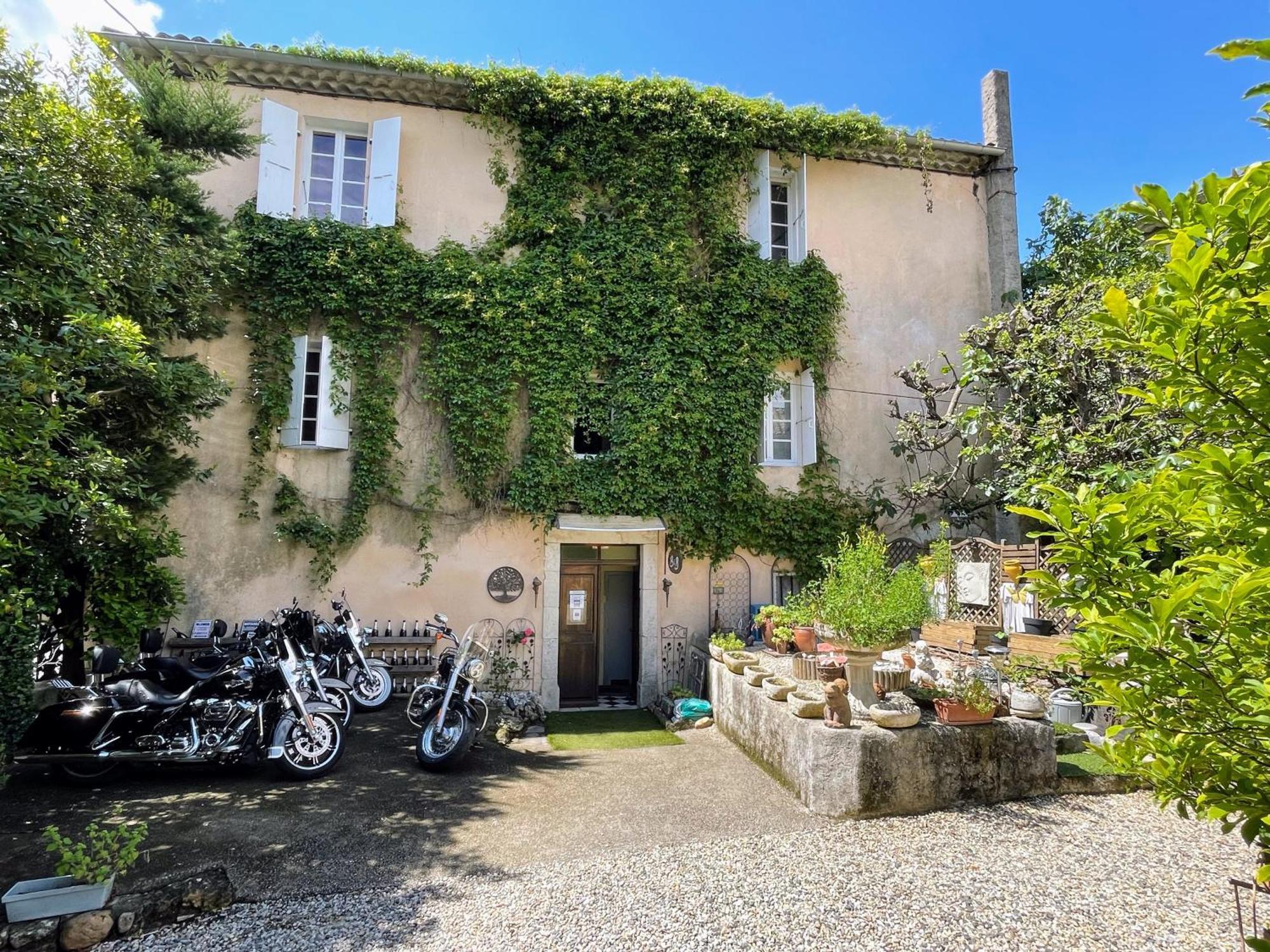 Maison Du Manoir Vallon-Pont-dʼArc Buitenkant foto